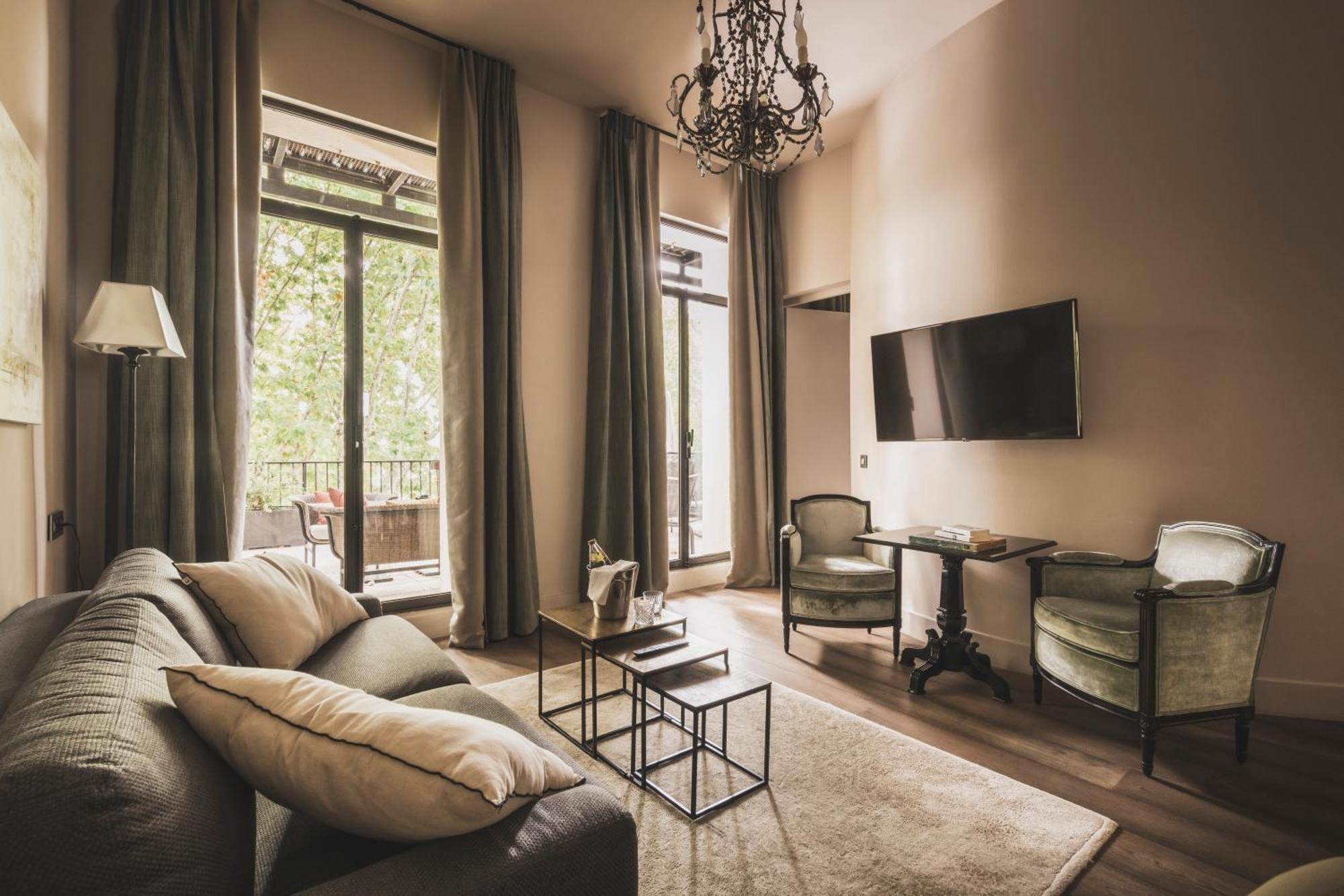 Les Lodges Sainte-Victoire Hotel & Spa Le Tholonet Bagian luar foto