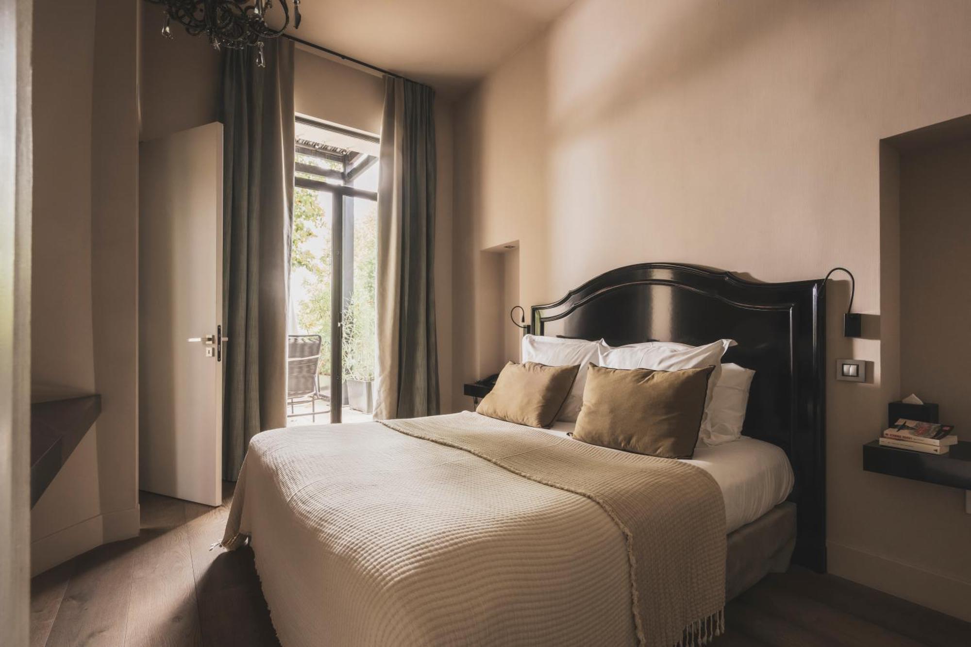 Les Lodges Sainte-Victoire Hotel & Spa Le Tholonet Bagian luar foto