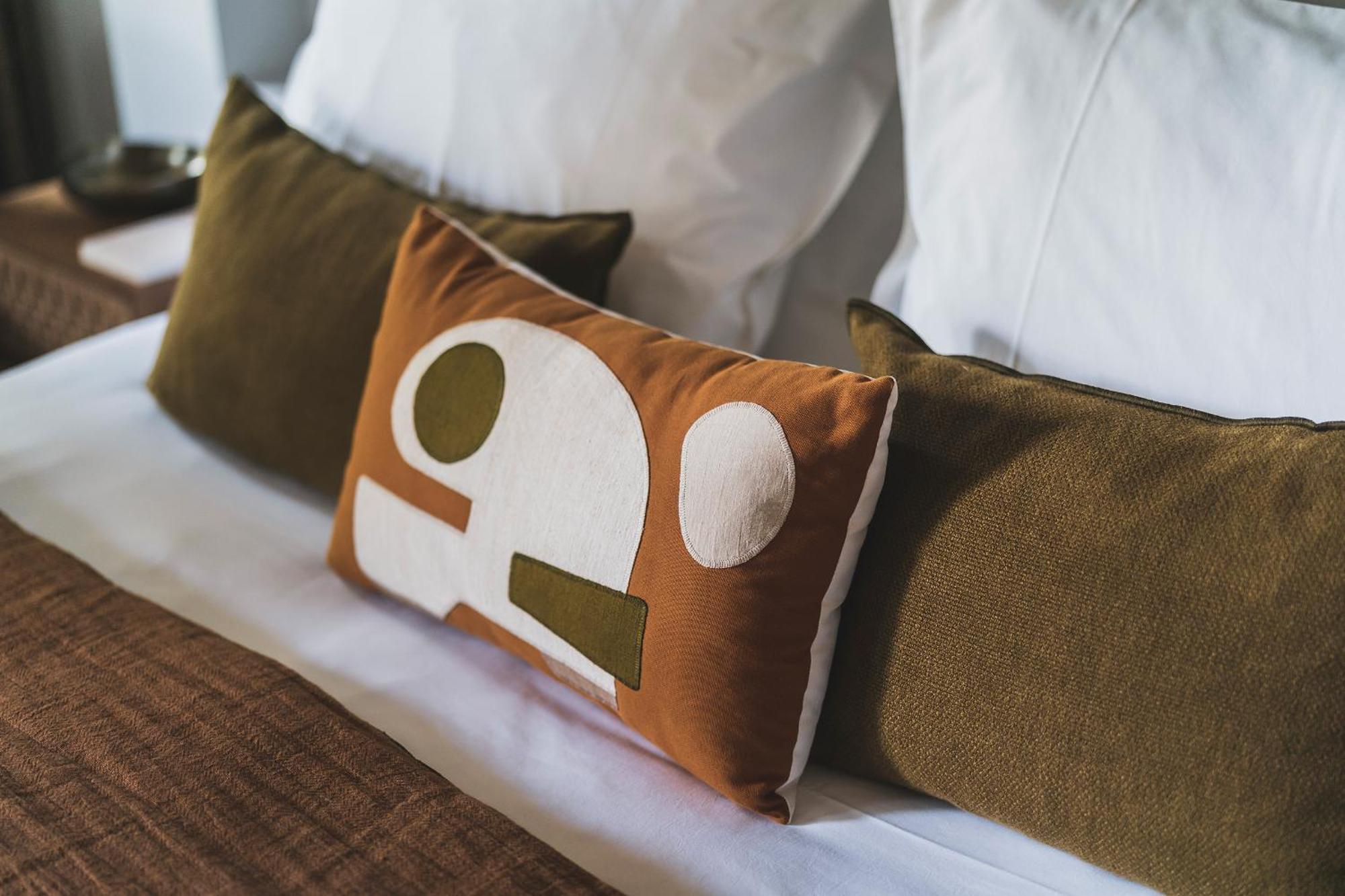 Les Lodges Sainte-Victoire Hotel & Spa Le Tholonet Bagian luar foto
