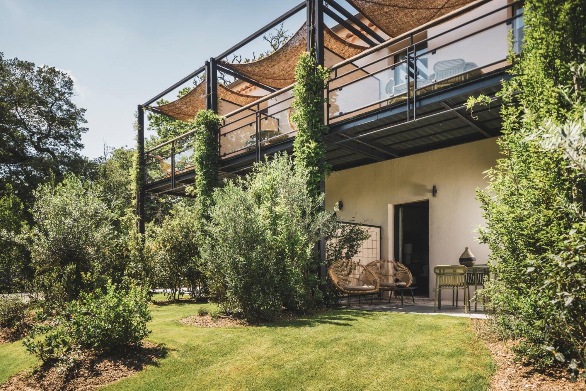 Les Lodges Sainte-Victoire Hotel & Spa Le Tholonet Bagian luar foto