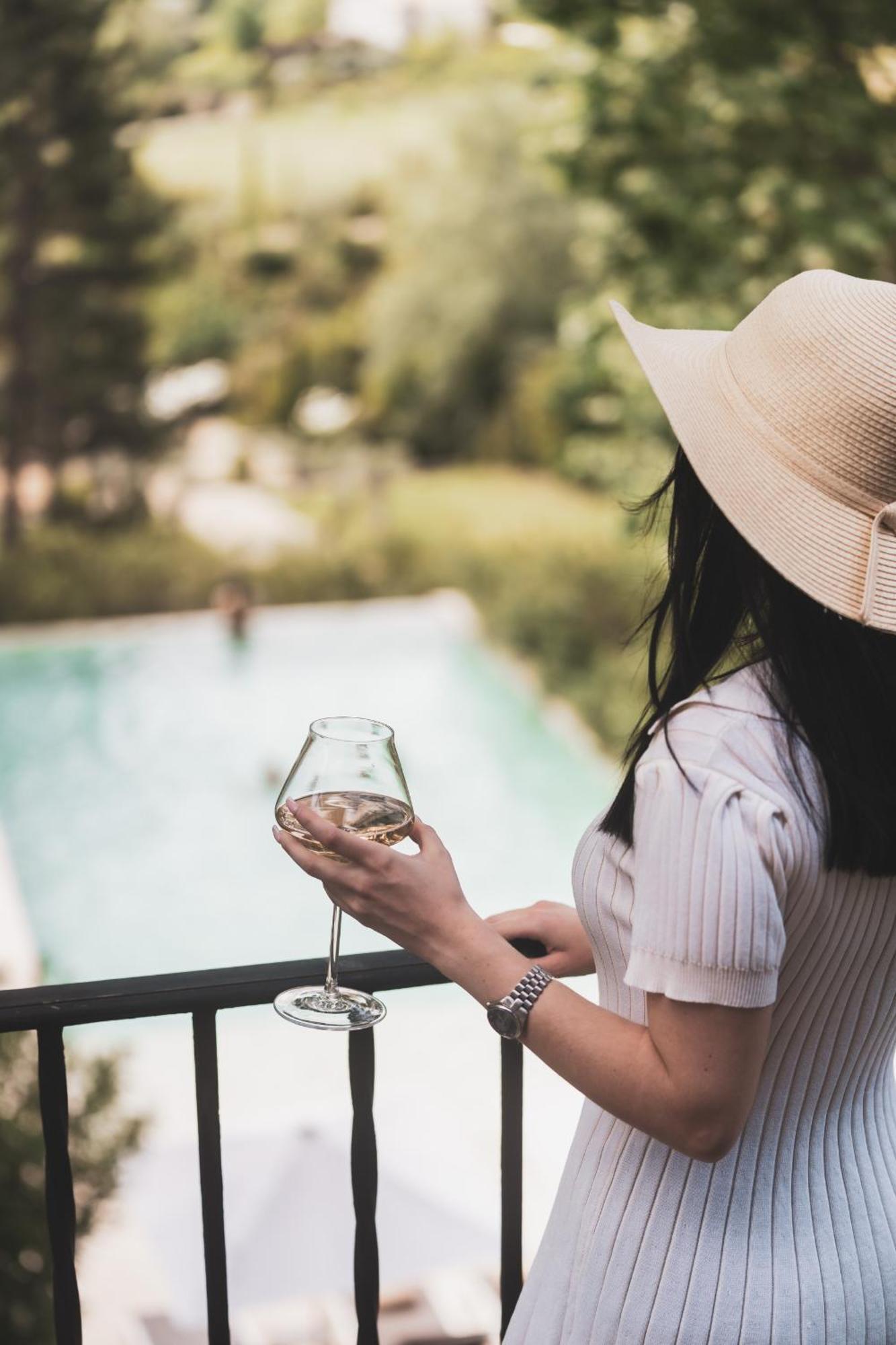 Les Lodges Sainte-Victoire Hotel & Spa Le Tholonet Bagian luar foto